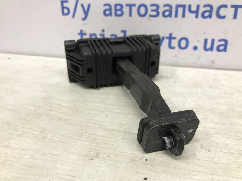 Ограничитель двери задний правый Toyota Avensis 2002-2010 68630-05040 (Арт. 39910) Киев - изображение 3