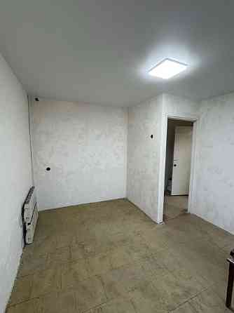 Продам. 1-к.кв. 8/9, ж/м Тополь-2, д.26 Днепр