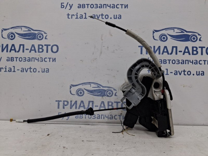 Замок двери задний левый Kia Ceed JD 1.6 DIESEL D4FB 2012 (б/у) Київ - зображення 1