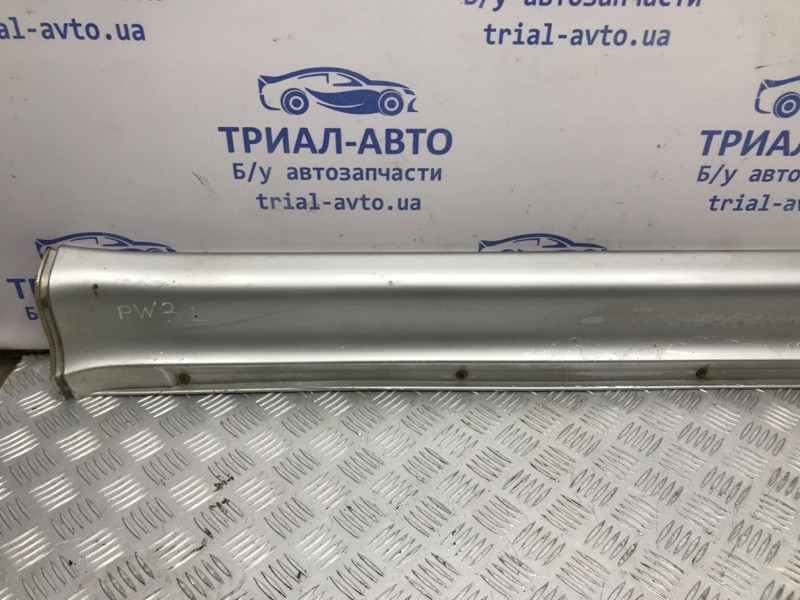 Накладка порога внешняя левая Mitsubishi Pajero Wagon 3 3.2 ДИЗЕЛЬ 4M41 1999 (б/у) Киев - изображение 2