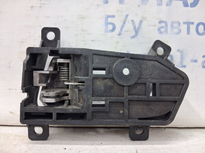 Ручка двери внутренняя правая Kia Sportage SL 1.7 DIESEL D4FD 2010 (б/у) Киев - изображение 2