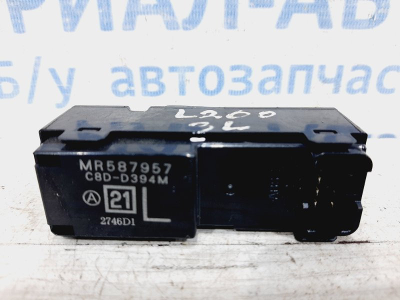 Кнопка стеклоподъемника Mitsubishi L200 2006-2015 mr587957 (Арт. 28116) Киев - изображение 3
