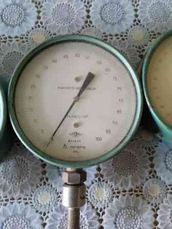 Продам манометри і вакуумметр Київ