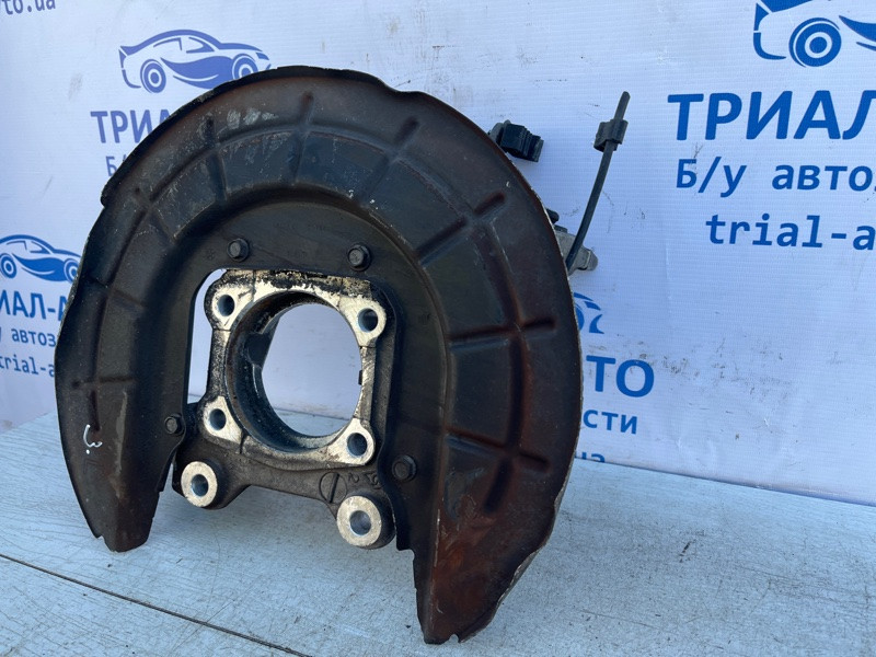 Цапфа задняя левая Jeep Cherokee KL 2.4 БЕНЗИН ED6 2013 (б/у) Київ - зображення 3