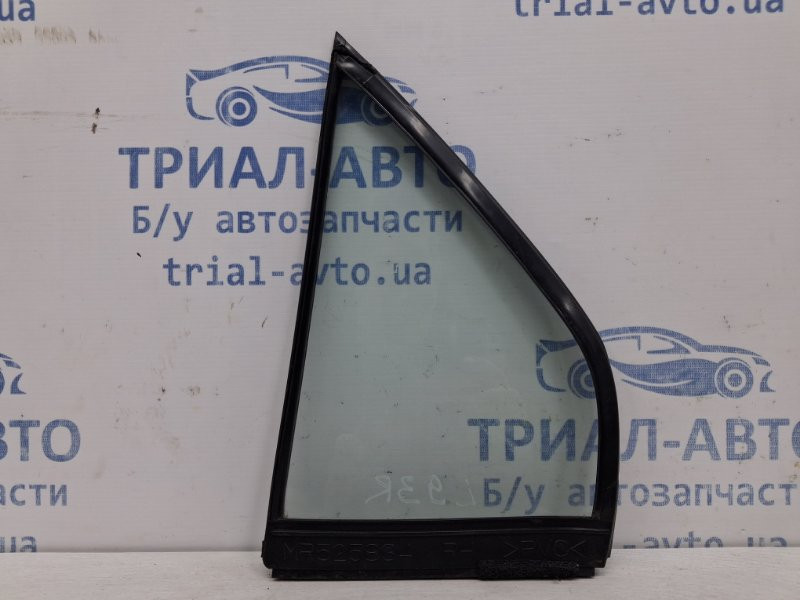 Стекло двери задней правой (форточка) Mitsubishi Lancer 9 1.6 БЕНЗИН 4G18 2003 (б/у) Київ - зображення 2