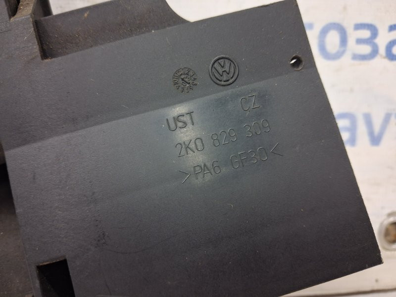 Ручка двери внутреняя задняя левая Volkswagen Caddy 2K 1.9 DIESEL BJB 2003 (б/у) Киев - изображение 4