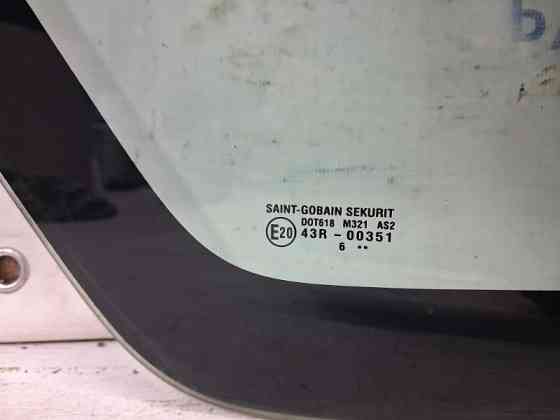 Стекло в кузов заднее левое Suzuki SX4 1 1.6 БЕНЗИН M16A 2006 (б/у) Киев