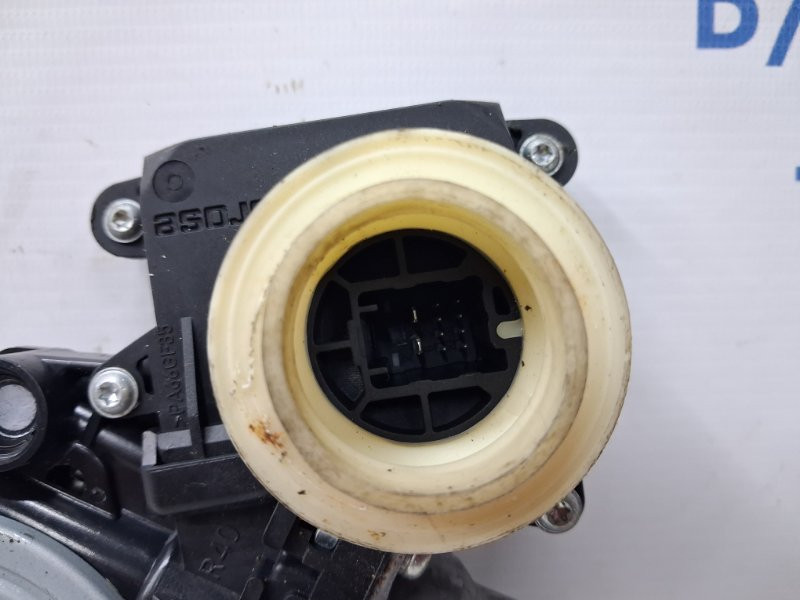 Стеклоподъемник передний правый Toyota Auris E150 1.6 БЕНЗИН 1ZRFAE 2006 (б/у) Киев - изображение 2