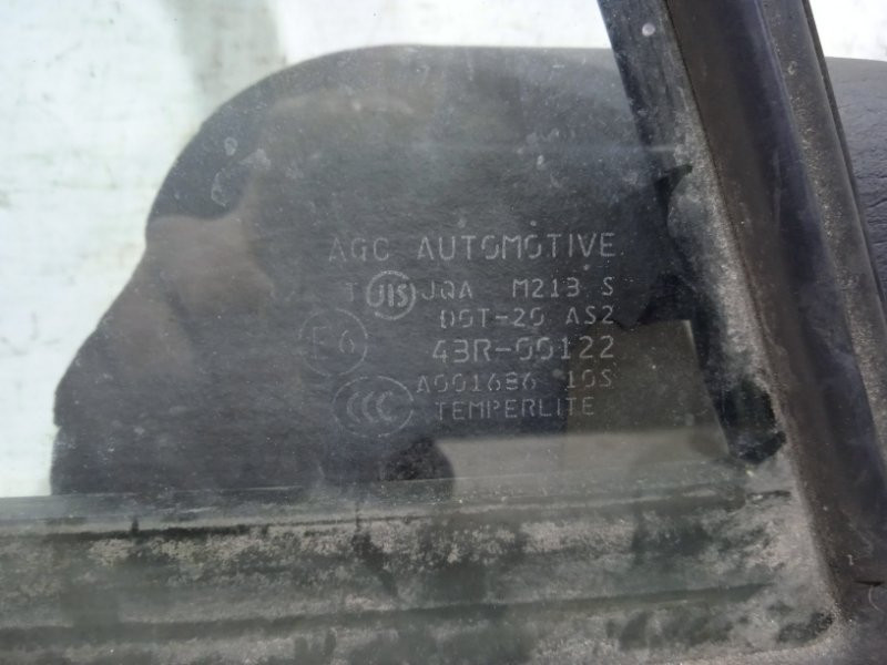 Стекло двери задней левой (форточка) Suzuki Grand Vitara JT 2005 (б/у) Киев - изображение 2