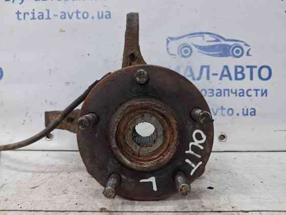 Кулак поворотный левый со ступицей Mitsubishi Outlander CU 2.4 БЕНЗИН 4G69 2003 (б/у) Киев