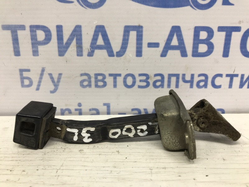 Ограничитель двери задний левый Mitsubishi L200 KB 2.5 ДИЗЕЛЬ 4D56U 2006 (б/у) Киев - изображение 1