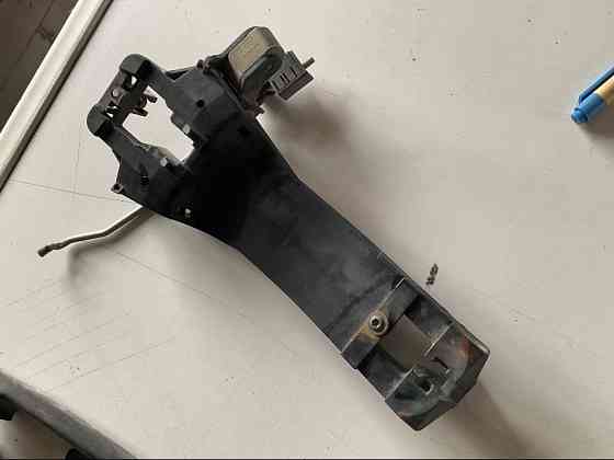 Бу держатель наружной ручки двери передней левой Mercedes W168, A1687600134 Кропивницький