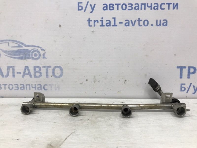 Топливная рампа Chevrolet Cruze J300 1.8 2009 (б/у) Киев - изображение 3