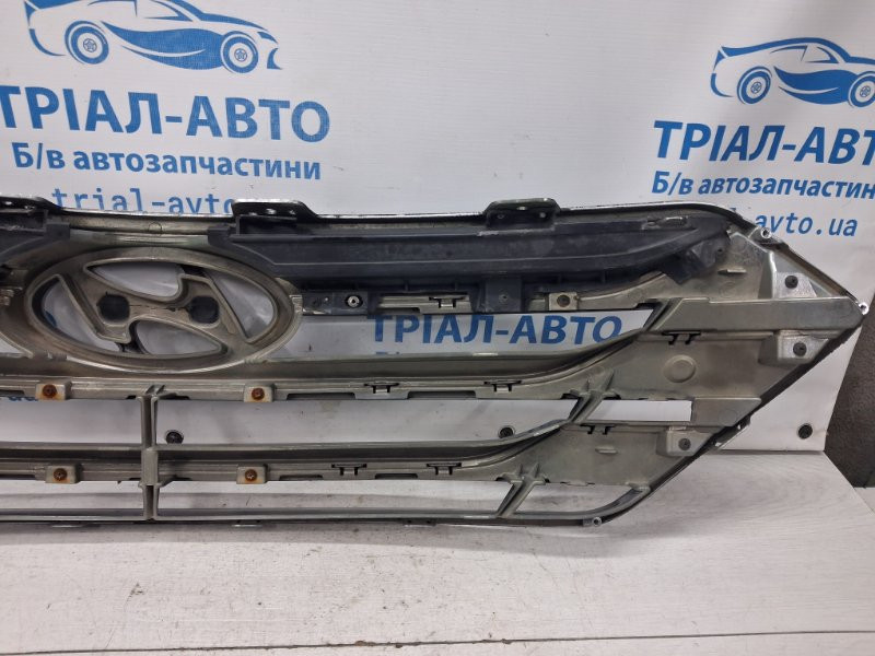 Решетка радиатора Hyundai Santa fe DM 2.4 БЕНЗИН G4KJ 2012 (б/у) Київ - зображення 4