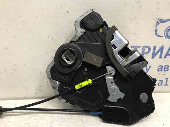 Замок двери передний правый Toyota Avensis T27 2.0 DIESEL 2009 (б/у) Київ