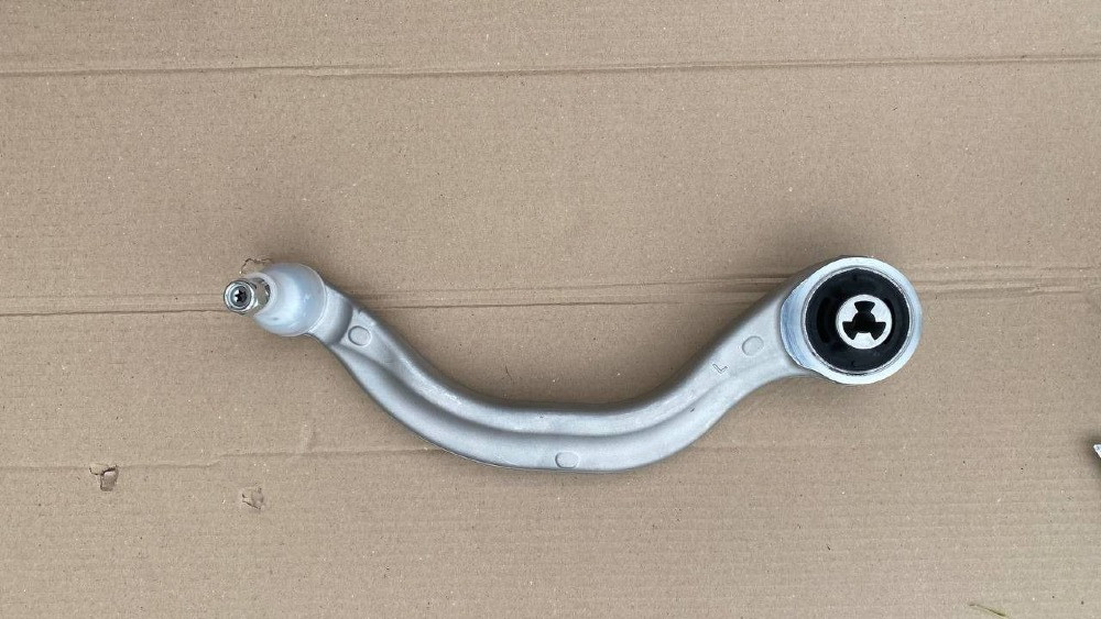 Нижній передній важіль LH / RH на Tesla Model 3 та Tesla Model Y Киев - изображение 2