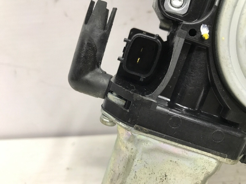 Стеклоподъемник задний правый Nissan Tiida C11 1.6 БЕНЗИН HR16 2004 (б/у) Київ - зображення 3