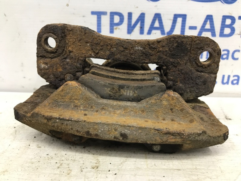 Суппорт задний правый Mitsubishi Pajero Sport K9 2.5 DIESEL 4D56 1996 (б/у) Київ - зображення 4