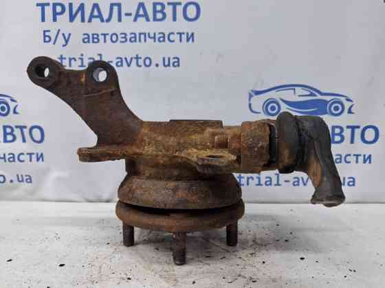 Кулак поворотный левый со ступицей Kia Ceed ED 1.6 DIESEL D4FB 2006 (б/у) Київ