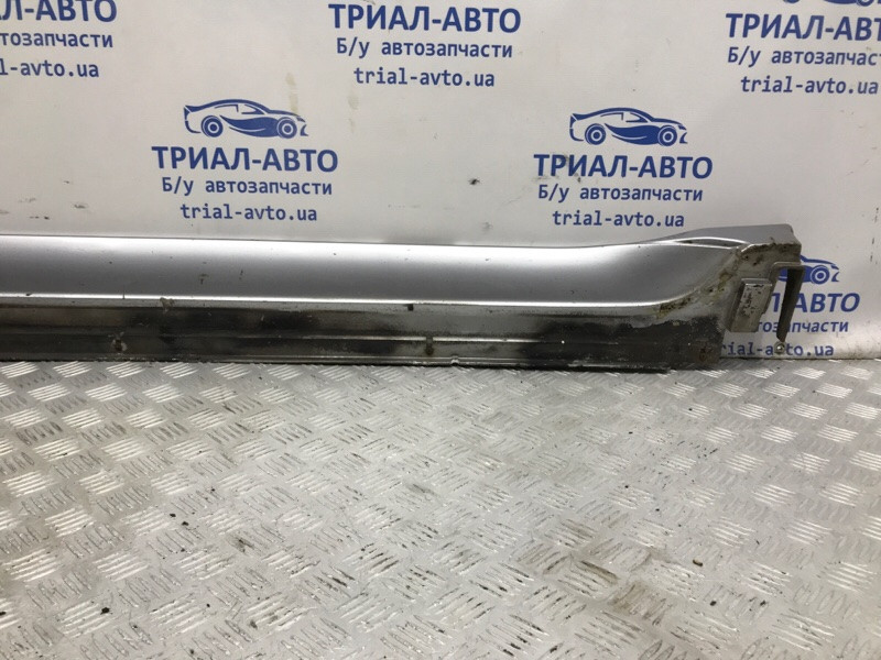 Накладка порога внешняя левая Mitsubishi Pajero Wagon 3 3.2 ДИЗЕЛЬ 4M41 1999 (б/у) Киев - изображение 3