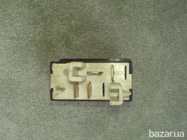 Вмикач підігріву заднього скла до Forda Івано-Франківськ - зображення 3