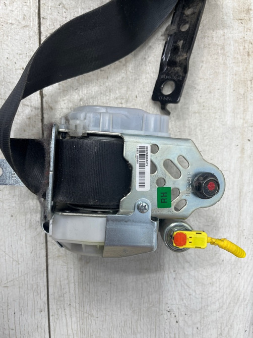 Ремень безопасности передний правый Hyundai I30 GD 1.6 DIESEL D4FB 2011 (б/у) Киев - изображение 3