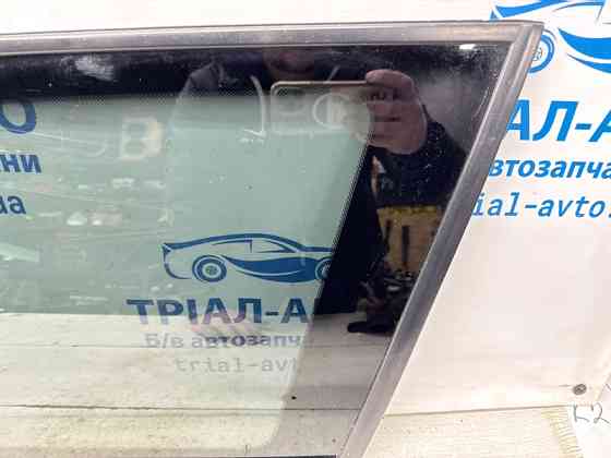 Стекло в кузов заднее правое Mitsubishi Outlander CU 2.4 БЕНЗИН 4G69 2003 (б/у) Киев