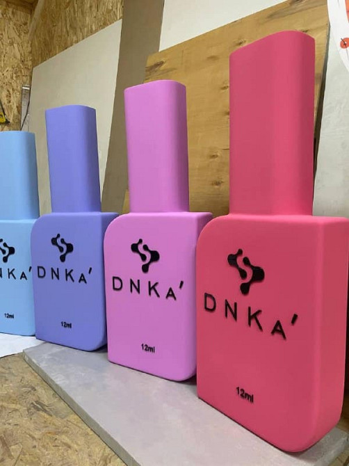 Рекламные фотозоны и объемные рекламные фигуры косметической продукции DNKA Київ - зображення 2