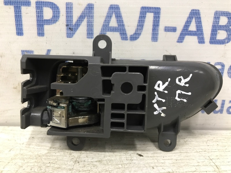 Ручка двери внутренняя правая Nissan X-Trail T31 2.5 БЕНЗИН QR25DE 2007 (б/у) Киев - изображение 2