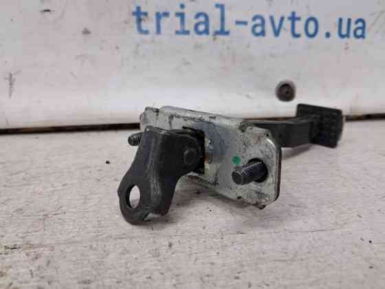 Ограничитель двери задний левый Hyundai Santa fe 2012-2019 794802W000 (Арт. 69899) Киев