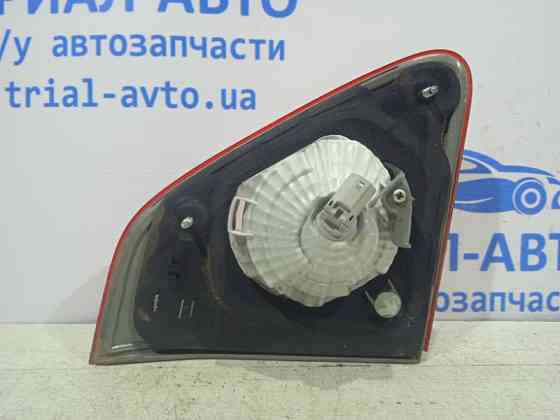 Фонарь задний внутренний правый Toyota Corolla E140 2006 задн. прав. (б/у) Киев