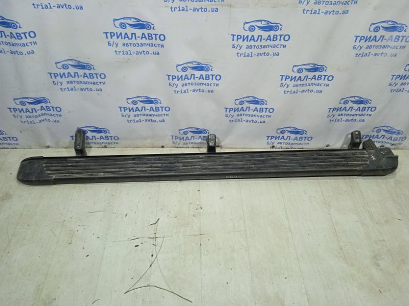 Подножка Toyota Land Cruiser J100 1998 лев. (б/у) Київ - зображення 1