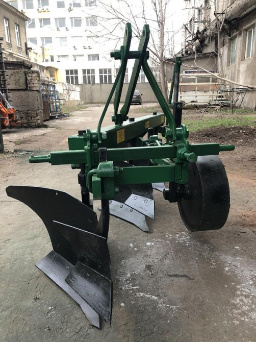 Плуг ПЛН 3-35 Одесса - изображение 1