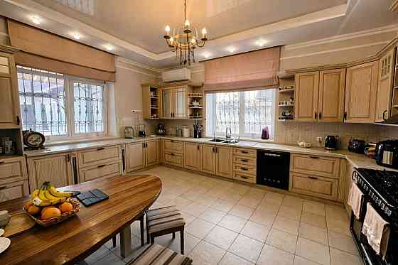 продажа 6-к коттедж Киево-Святошинский, Бобрица, 580000 $ 