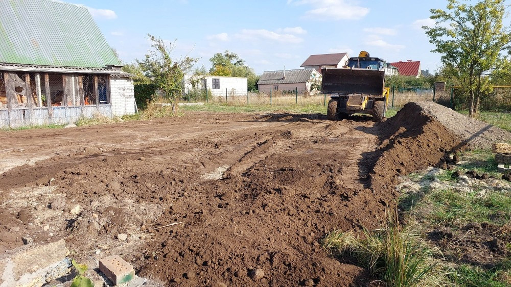 Вирівнювання участку, демонтаж будівлі, підняття та зачиска участку.Оренда Спецтехники. Житомир - изображение 2