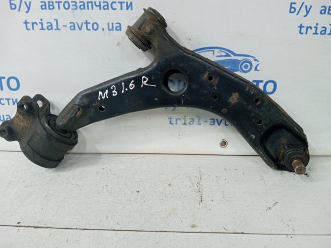 Рычаг передний нижний правый Mazda 3 BK 1.6 БЕНЗИН Z6 2003 (б/у) Киев - изображение 1
