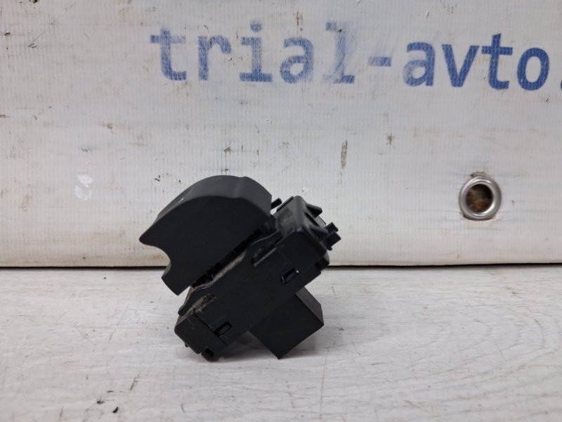 Кнопка стеклоподъемника Renault Megane 3 1.5 DIESEL K9K 2008 (б/у) Київ - зображення 2