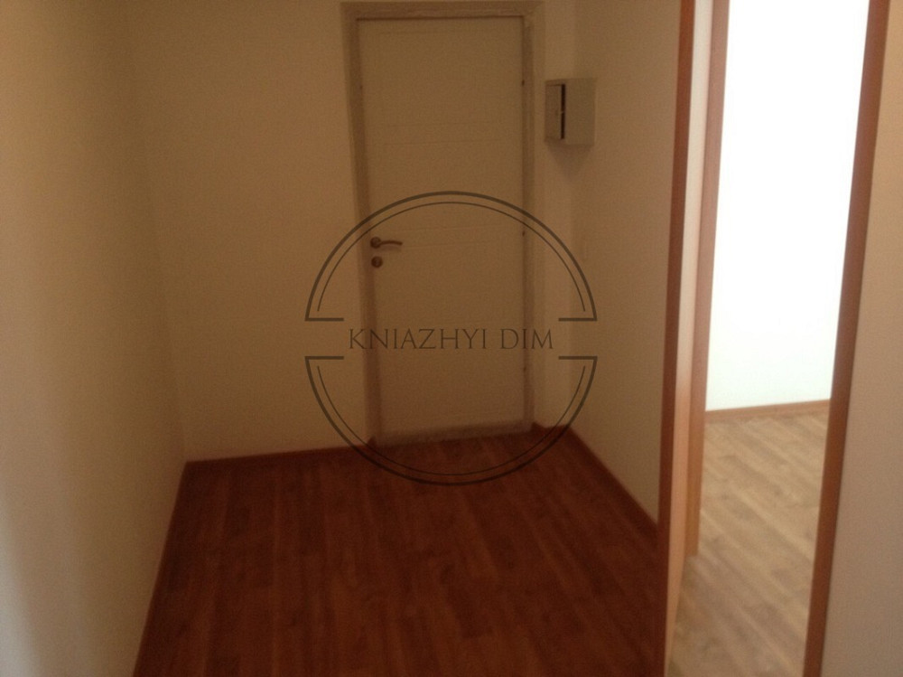 Офіс з ремонтними канікулами поруч з ТРЦ Лавіна Мол . м. Академмістечко. Код об'єкту №: 1417133 Київ - зображення 2