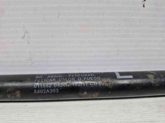 Амортизатор крышки багажника Mitsubishi Outlander XL 2.2 DIESEL 4N14 2007 (б/у) Київ