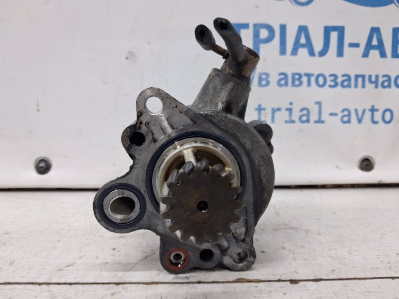 Насос вакуумный Mitsubishi Pajero Wagon 3 3.2 ДИЗЕЛЬ 4M41 1999 (б/у) Киев - изображение 2