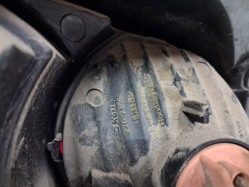 Фонарь задний внешний правый Mitsubishi Outlander CU 2.4 БЕНЗИН 4G69 2003 (б/у) Київ - зображення 8