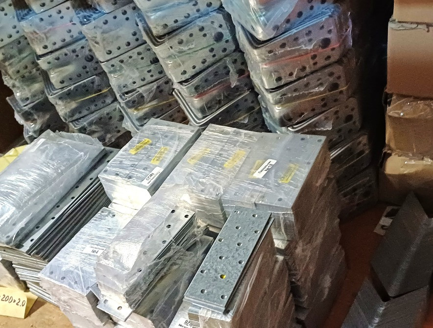 Монтажна пластина 100×200×2,0 мм Київ - зображення 3