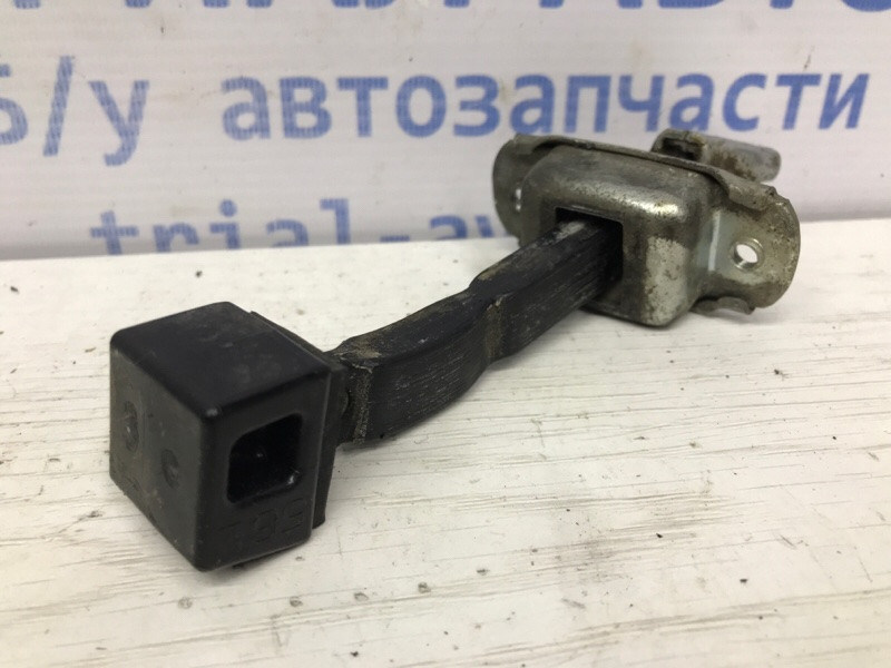 Ограничитель двери задний правый Mitsubishi L200 KB 2.5 ДИЗЕЛЬ 4D56U 2006 (б/у) Київ - зображення 3