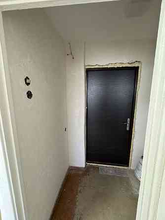 Продам. 1-к.кв. 8/9, ж/м Тополь-2, д.26 Днепр