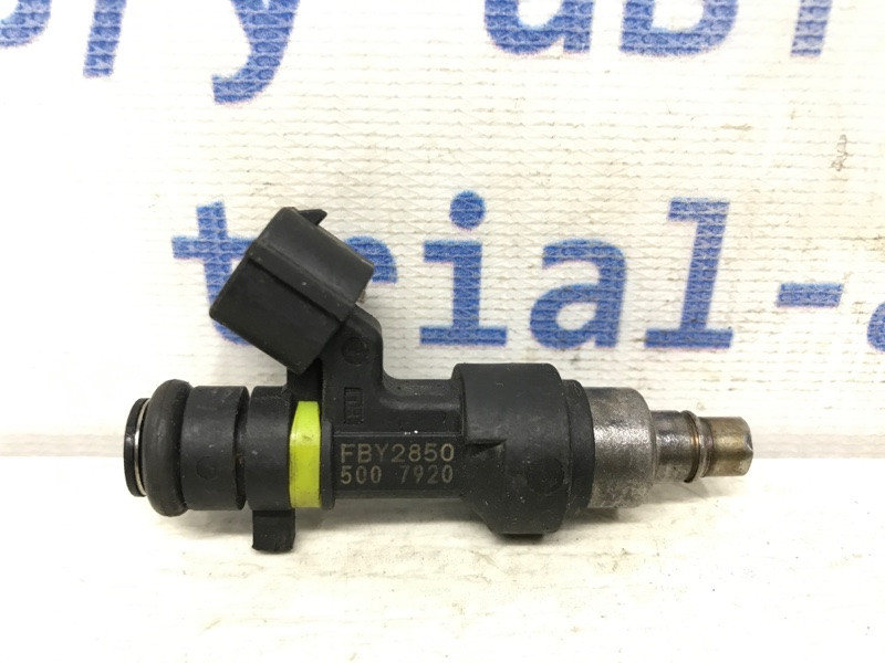 Форсунка топливная Nissan Qashqai J10 2.0 БЕНЗИН MR20DE 2006 (б/у) Киев - изображение 1