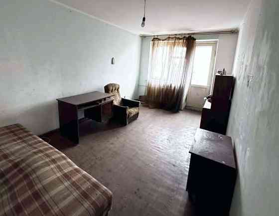 Продам 2-к квартиру в кирпичном доме на Сухомлинского Днепр