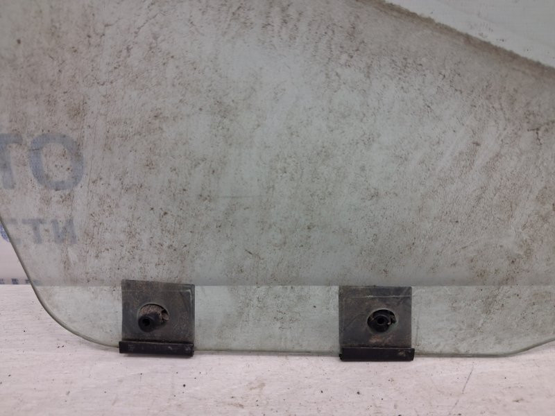 Стекло двери заднее правое Dacia Duster HS 1.5 DIESEL K9K 2010 (б/у) Київ - зображення 2