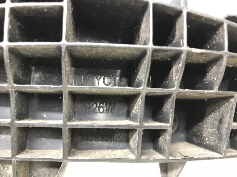 Кронштейн бампера задний правый Toyota Avensis T27 2.0 DIESEL 2009 (б/у) Київ - зображення 4