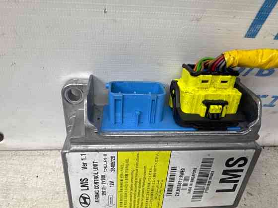 Блок управления AIRBAG Hyundai IX35 LM 1.7 DIESEL D4FD 2009 (б/у) Киев