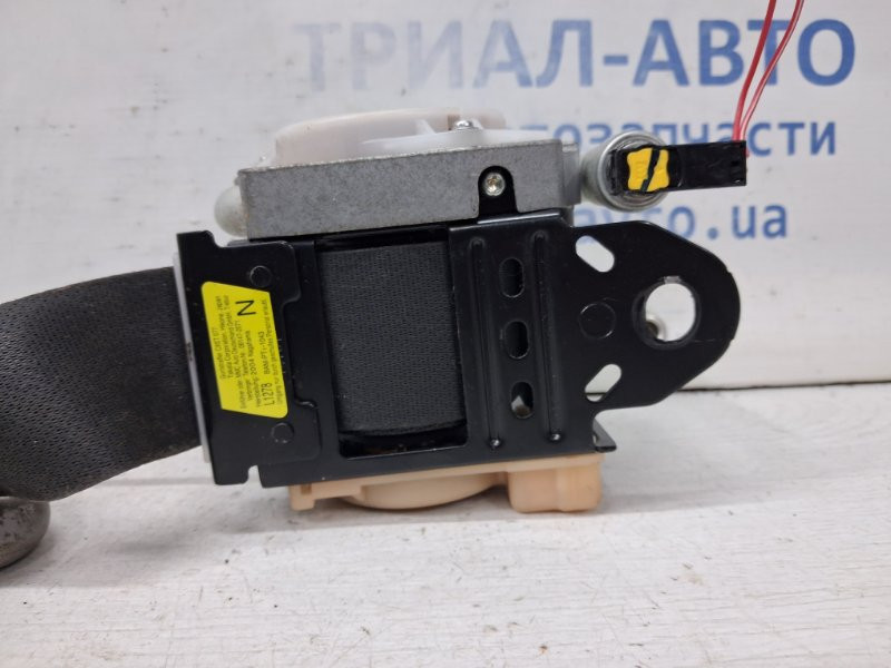 Ремень безопасности передний правый Mitsubishi Outlander CU 2.4 БЕНЗИН 4G69 2003 (б/у) Киев - изображение 2